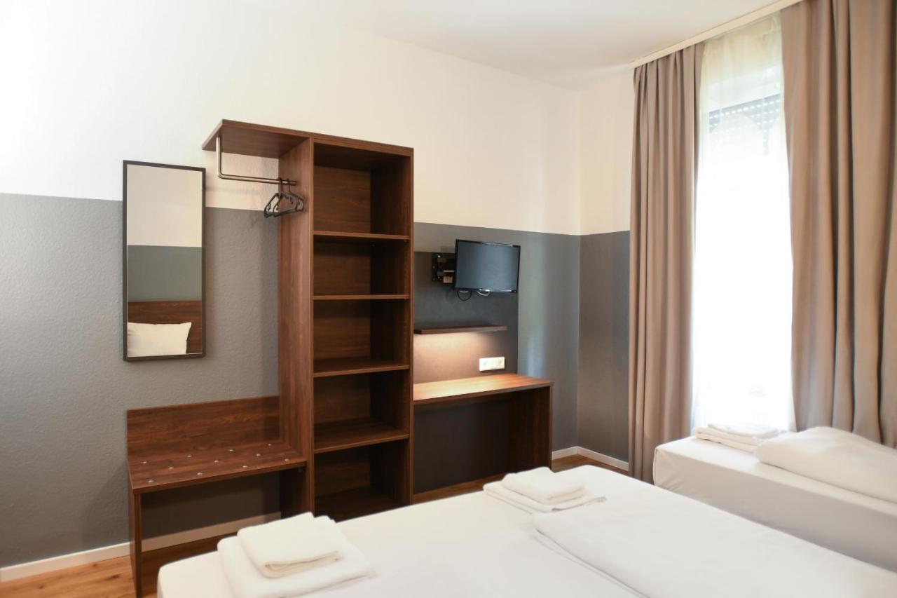 Hotel Apadana Frankfurt Франкфурт-на-Майні Екстер'єр фото
